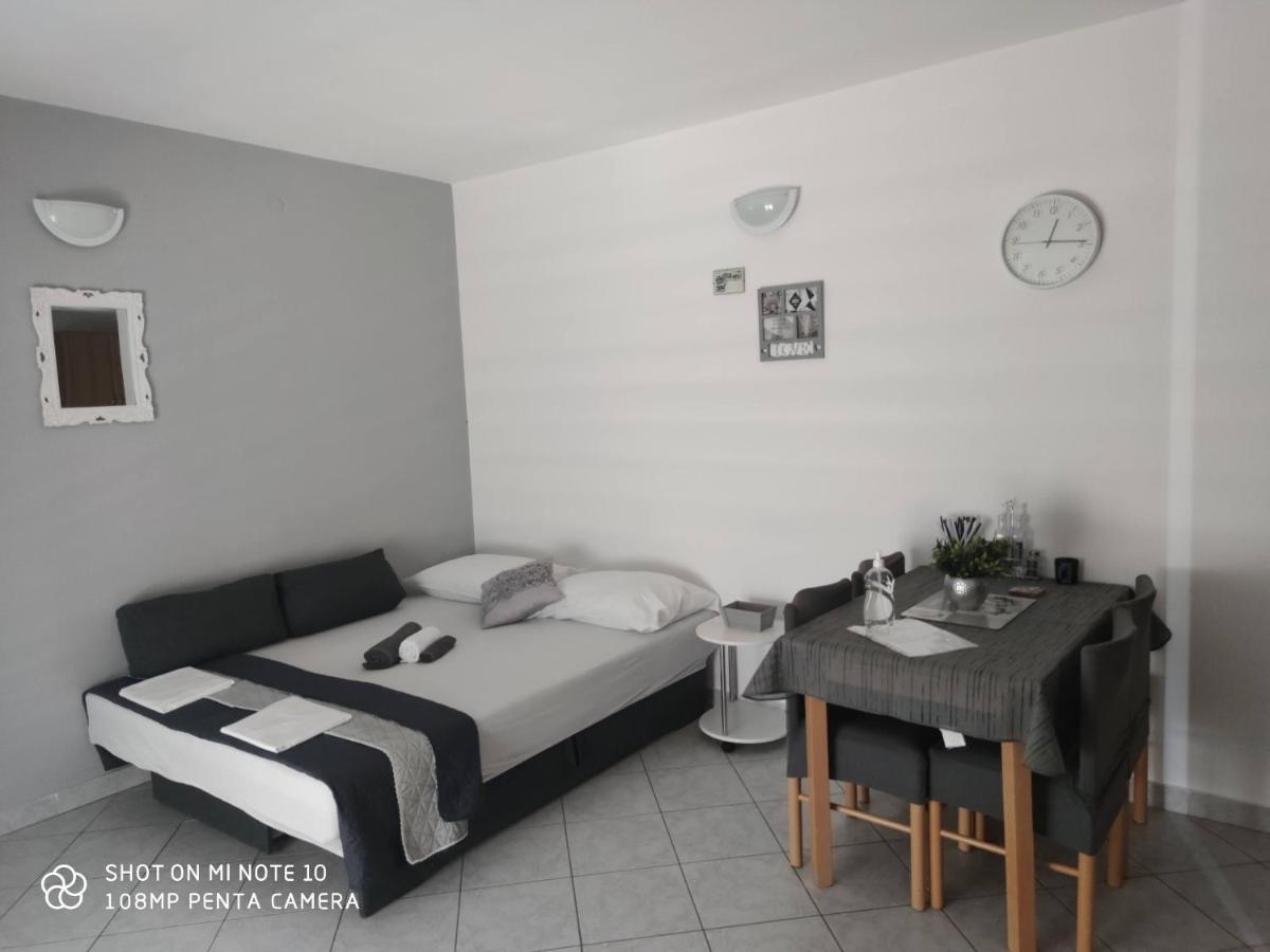 Apartments Marko Drage Exterior photo